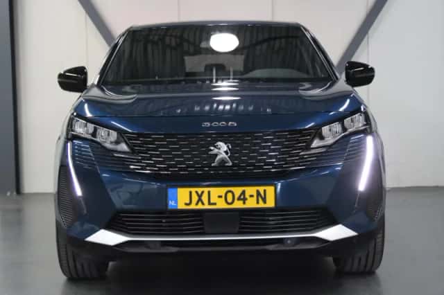 Peugeot 3008 (2024) thumbnail 5