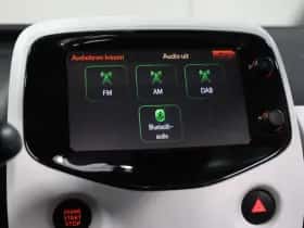 Peugeot 108 (2017) thumbnail 31
