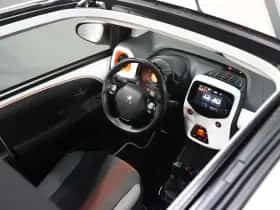 Peugeot 108 (2017) thumbnail 8