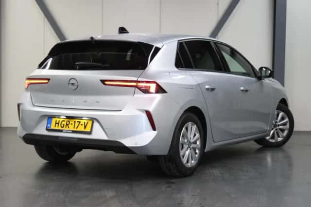 Opel Astra (2025) thumbnail 3