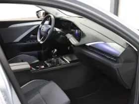 Opel Astra (2025) thumbnail 9