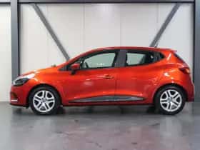 Renault Clio (2017) thumbnail 2