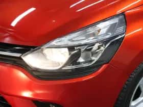 Renault Clio (2017) thumbnail 19