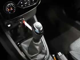 Renault Clio (2017) thumbnail 32