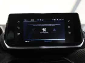 Peugeot 2008 (2022) thumbnail 32