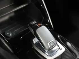 Peugeot 2008 (2022) thumbnail 35