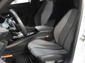Peugeot 2008 (2025) thumbnail 11