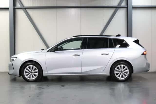 Opel Astra (2025) thumbnail 2
