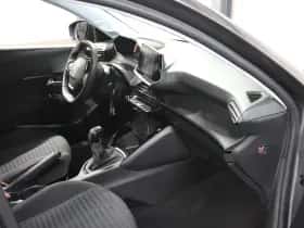 Peugeot 208 (2023) thumbnail 8