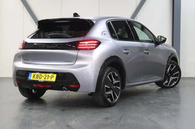 Peugeot 208 (2025) thumbnail 3