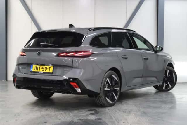 Peugeot e-308 (2025) thumbnail 3
