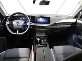 Opel Astra (2022) thumbnail 14