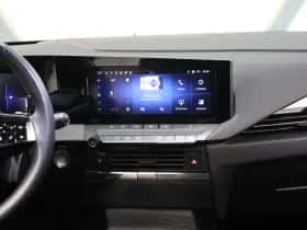 Opel Astra (2022) thumbnail 15