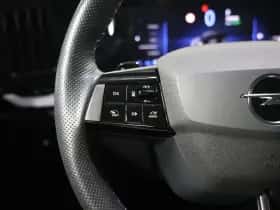Opel Astra (2022) thumbnail 24