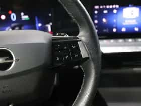 Opel Astra (2022) thumbnail 25