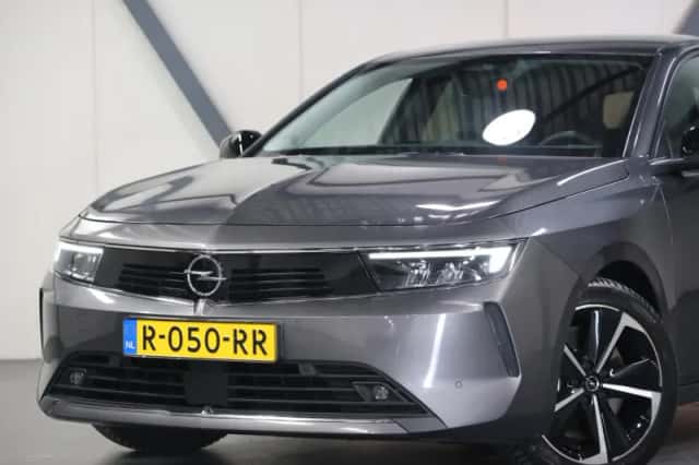 Opel Astra (2022) thumbnail 6