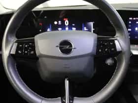 Opel Astra (2022) thumbnail 25