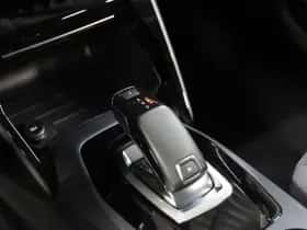 Peugeot 2008 (2020) thumbnail 36