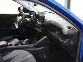 Peugeot 2008 (2020) thumbnail 9