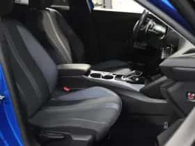 Peugeot 2008 (2020) thumbnail 10
