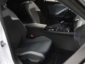 Opel Astra (2025) thumbnail 10