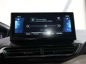 Peugeot 3008 (2023) thumbnail 30