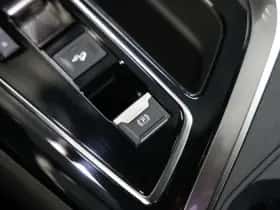 Peugeot 3008 (2023) thumbnail 40