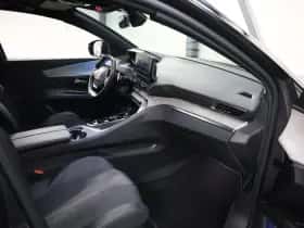 Peugeot 3008 (2023) thumbnail 9