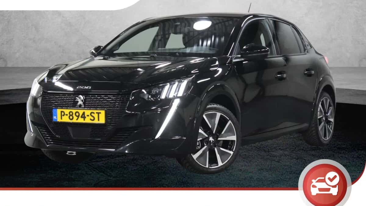 Peugeot e-208 (2022) — foto 1
