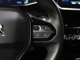 Peugeot e-208 (2022) thumbnail 25