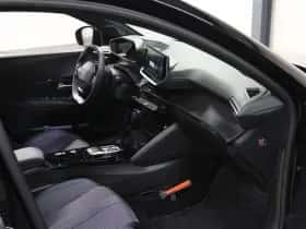 Peugeot e-208 (2022) thumbnail 8