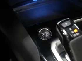 Peugeot 3008 (2022) thumbnail 40