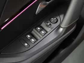 Peugeot 2008 (2021) thumbnail 26
