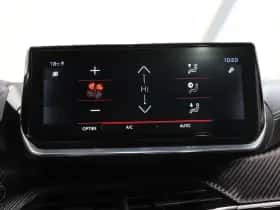Peugeot 2008 (2021) thumbnail 35