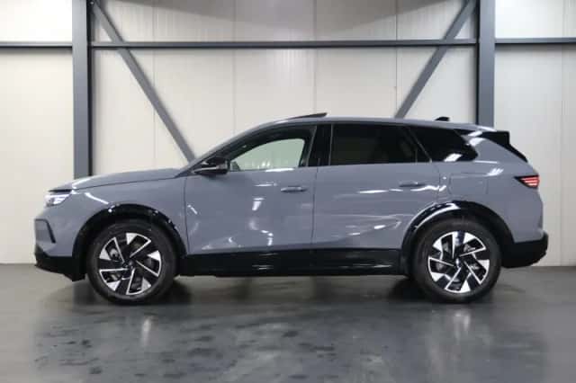 Opel Grandland (2025) thumbnail 2