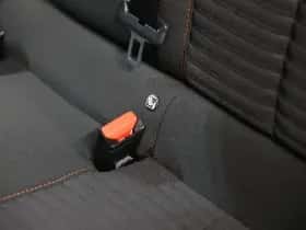Peugeot 2008 (2021) thumbnail 14