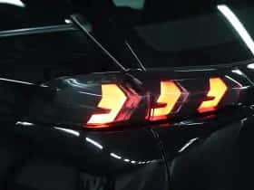 Peugeot 2008 (2021) thumbnail 17