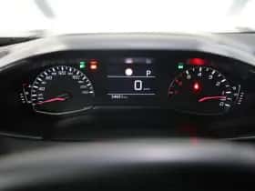Peugeot 2008 (2021) thumbnail 25