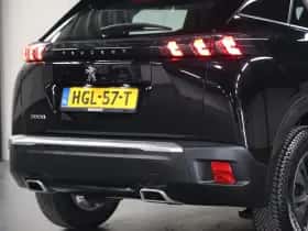 Peugeot 2008 (2021) thumbnail 6