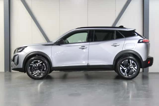 Peugeot 2008 (2025) thumbnail 2
