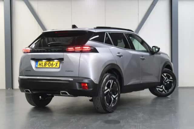 Peugeot 2008 (2025) thumbnail 3