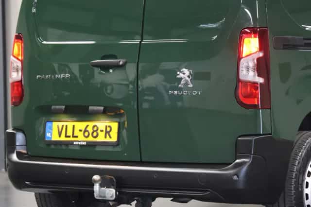 Peugeot Partner (2021) thumbnail 6