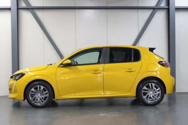 Peugeot 208 (2021) thumbnail 2
