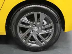 Peugeot 208 (2021) thumbnail 18