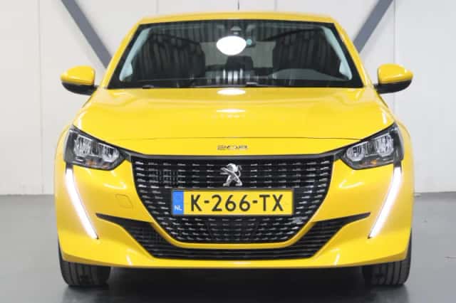 Peugeot 208 (2021) thumbnail 4