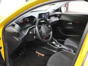 Peugeot 208 (2021) thumbnail 10