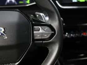 Peugeot 208 (2022) thumbnail 25