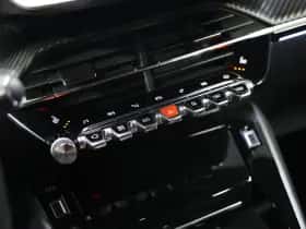 Peugeot 208 (2022) thumbnail 36