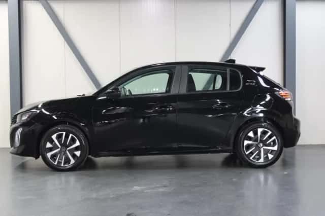 Peugeot 208 (2025) thumbnail 2