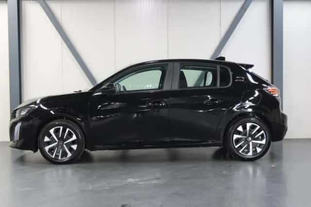 Peugeot 208 (2025) thumbnail 2